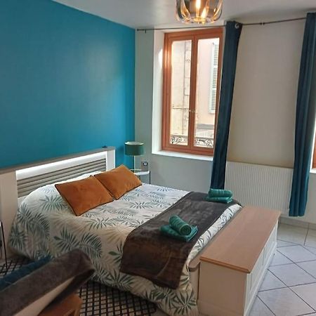 Perle Rare F1 De 43 M Quartier Historique. Apartment Moulins  Bagian luar foto