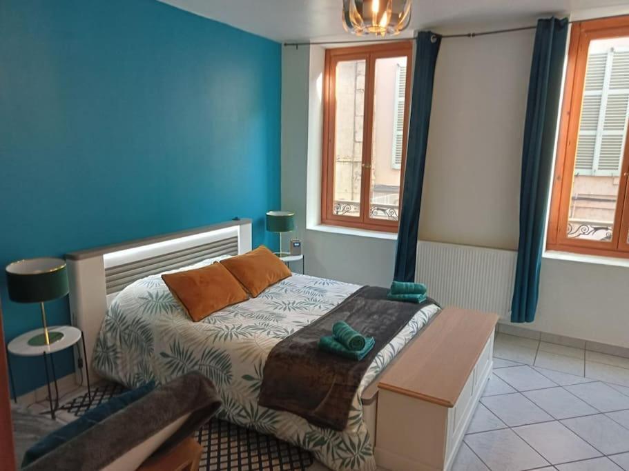 Perle Rare F1 De 43 M Quartier Historique. Apartment Moulins  Bagian luar foto